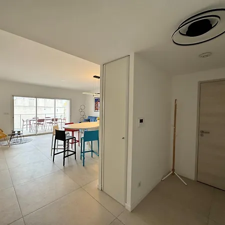 Apartment 225, Coral A La De La Conque