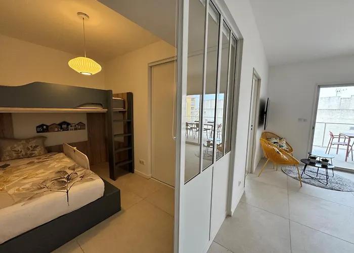 225, Coral A La De La Conque *